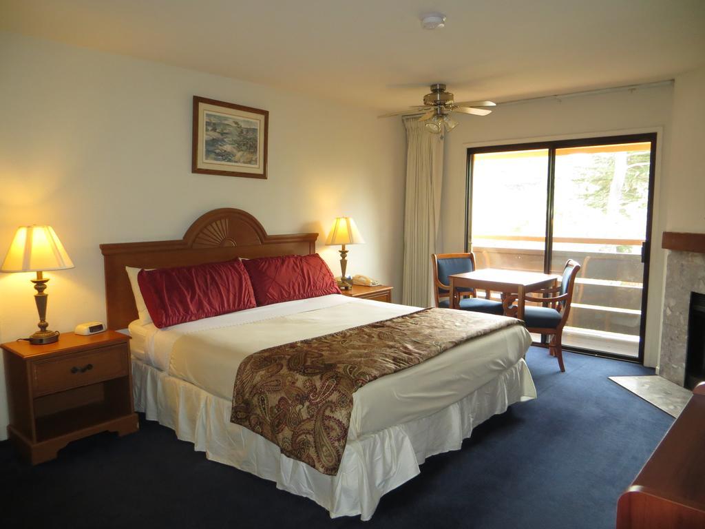 The Monarch Pacific Grove